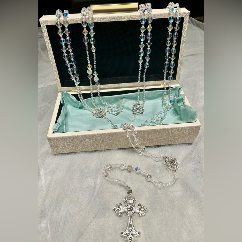 Crystal & Silver Wedding Lazo / Unity Rope - Picture 5 of 11
